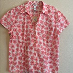 Bass short sleeve button down blouse.